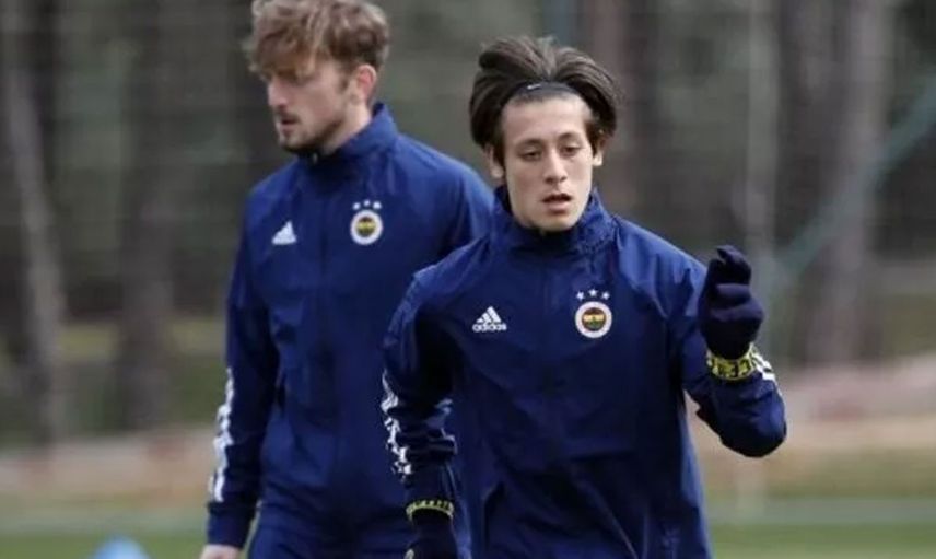 Fenerbahçe'de genç futbolcu Arda Güler'e yeni sözleşme teklif edildi!
