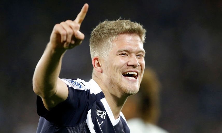 Trabzonspor ve Fenerbahçe Andreas Cornelius'u İstiyor!