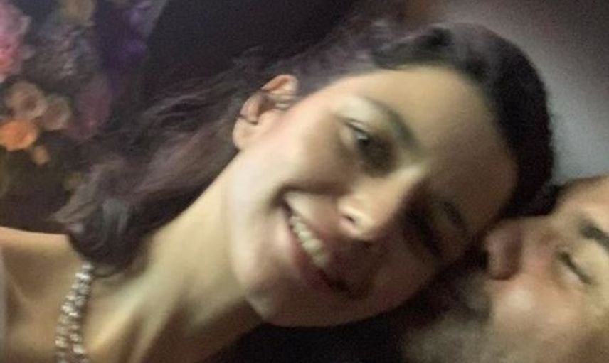 Kenan Doğulu'dan Aşk Dolu Paylaşım: 'Birbirimize Hep Böyle Bakalım'