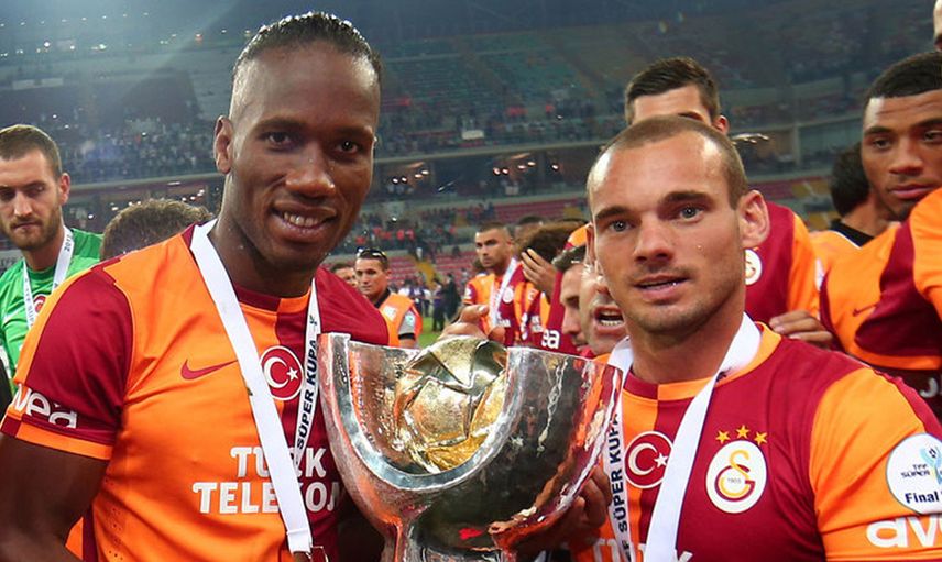 Eski Galatasaraylı Wesley Sneijder'den Hakan Çalhanoğlu hakkında dikkat çeken sözler!