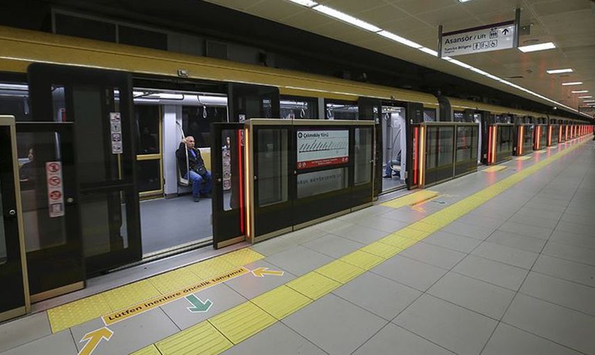 Rezillikler gün geçtikçe artıyor! Bebek’ten sonra iki kişi daha Ümraniye metrosunda alenen cinsel ilişkiye girdi