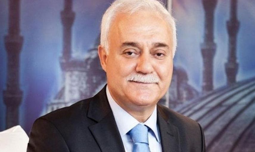 Demet Akalın’dan Ramazan programı yapan din adamlarını öfkelendirecek paylaşım!