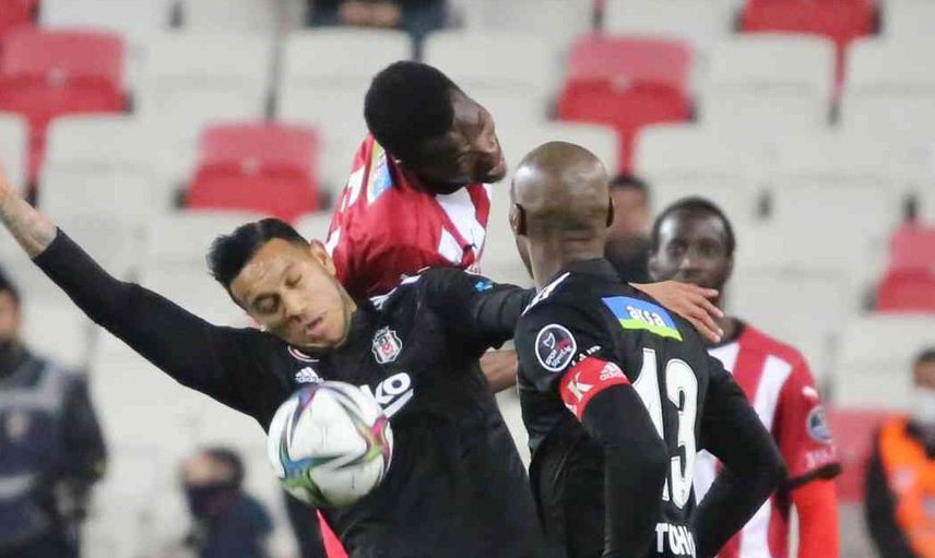 Tümer Metin, Beşiktaşlı futbolcular hakkında söyledikleriyle büyük ses getirdi!