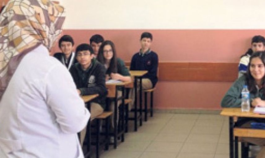Öğretmen geri dönemedi