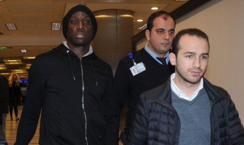 Süper Lig'in eski yıldızı Demba Ba, Beşiktaş'a yardımcı antrenör olarak geri dönüyor!