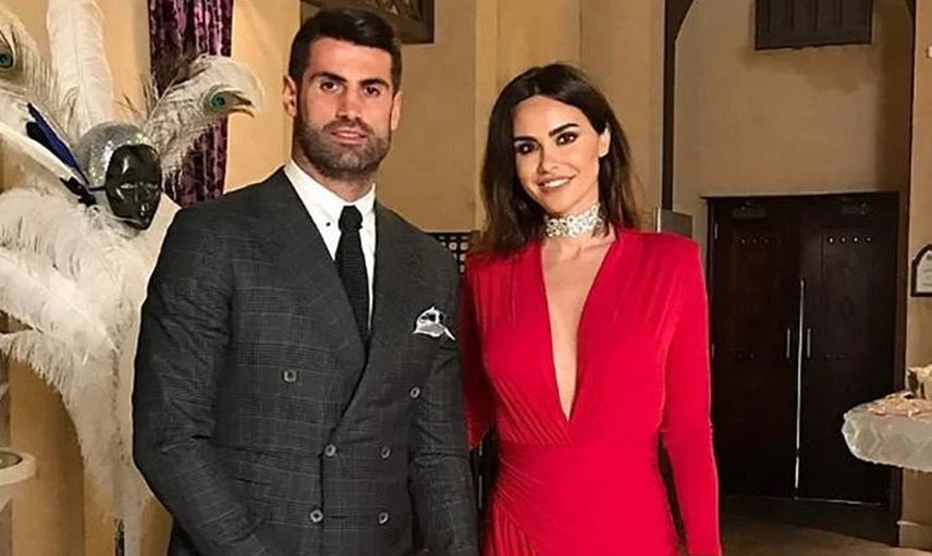 Volkan Demirel'in karısı Zeynep Sever dapdarp taytı giydi takipçileri için paylaştı yer yerinden oynadı