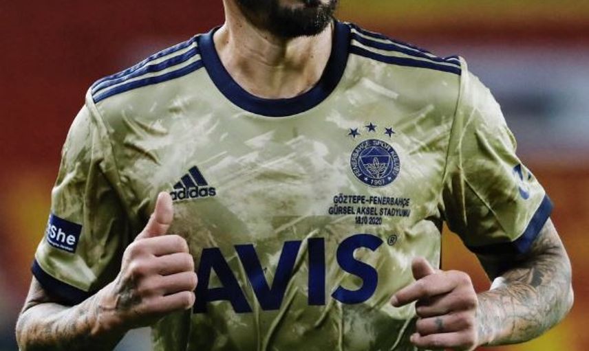 Fenerbahçeli Jose Sosa Trabzonspor'a Haber Gönderdi