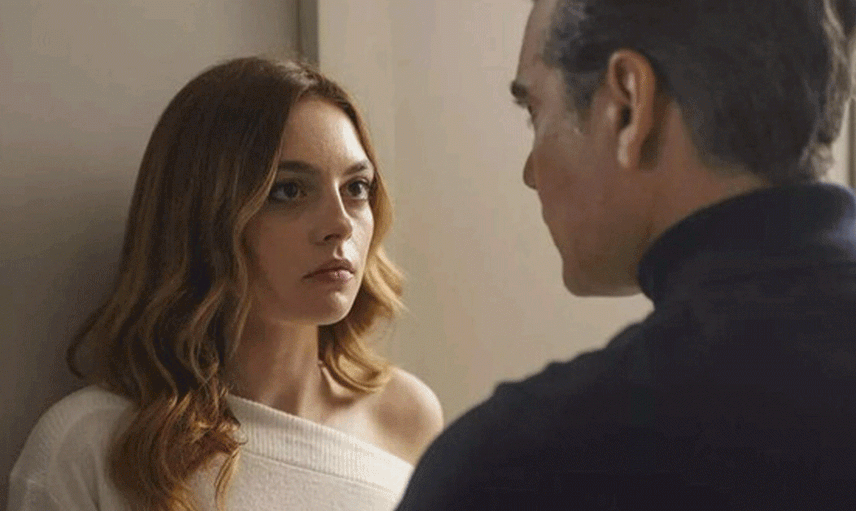 Melis Sezen kimdir?