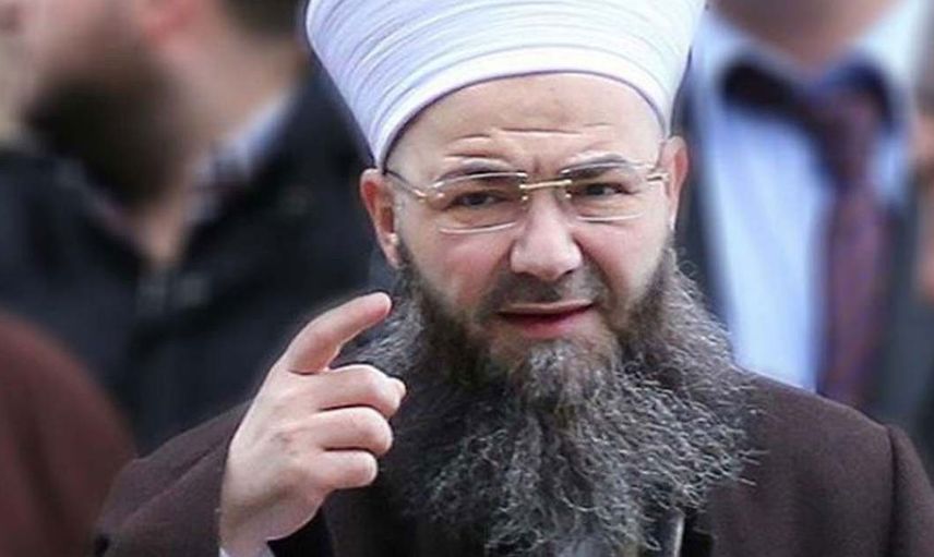 Cübbeli Ahmet Mahmut Ustaosmanoğlu'nun cenazesinde hüngür hüngür ağladı! Mahmut Efendi'nin Cübbeli Ahmet'e vasiyeti herkesi şoke etti