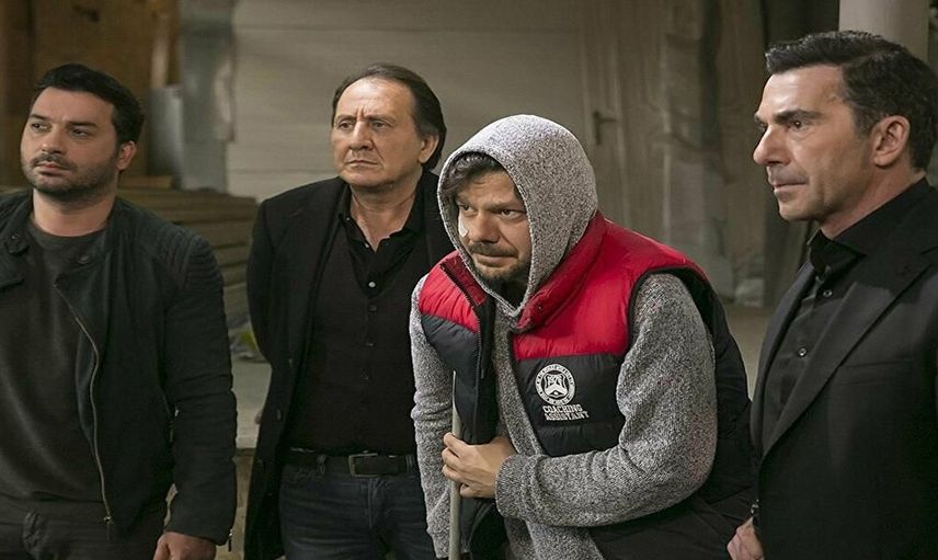 Arka Sokaklar'da Yaprak Dökümü; Yedi Oyuncu Yeni Sezonda Yer Almayacak