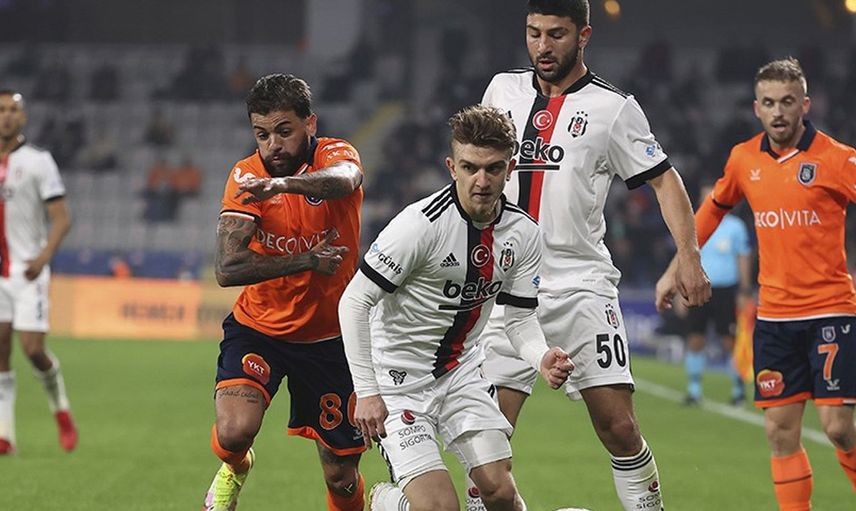 Emre Belözoğlu, Beşiktaş Galibiyetiyle Başakşehir Kariyerine Etkili Başladı!