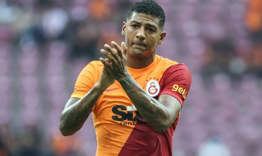 Galatasaray'da Domenec Torrent'in Hataları Çok Eleştiriliyor!