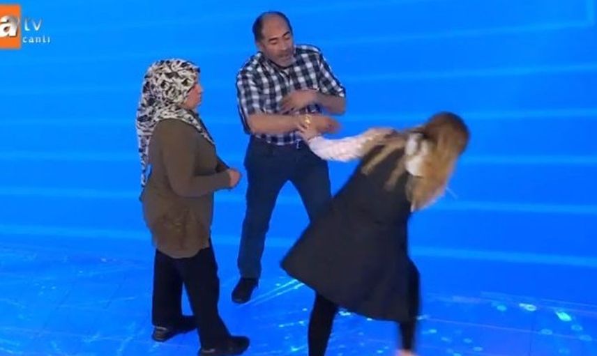Müge Anlı'da akıl almaz olay! Baba kızına canlı yayında öyle bir şey yaptı ki