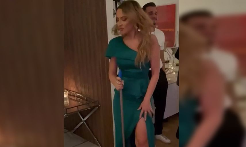 Ünlü şarkıcı Hadise'den evinde verdiği partideki konuklarına özel şov: Temizlik sopasıyla cesur dans!