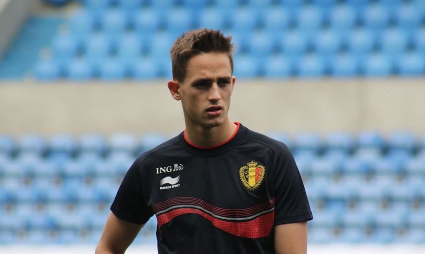 Adnan Januzaj Fenerbahçe'ye mi transfer oluyor? Fenerbahçe Adnan Januzaj transferi için harekete geçti