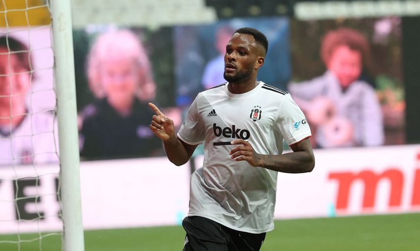 Beşiktaş'ta Cyle Larin Krizi!