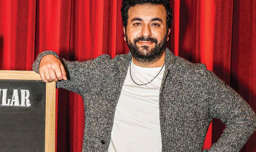 Hasan Can Kaya komik olayım derken sınırı aştı: Seyirciye verdiği cevap salonda gerginliğe neden oldu
