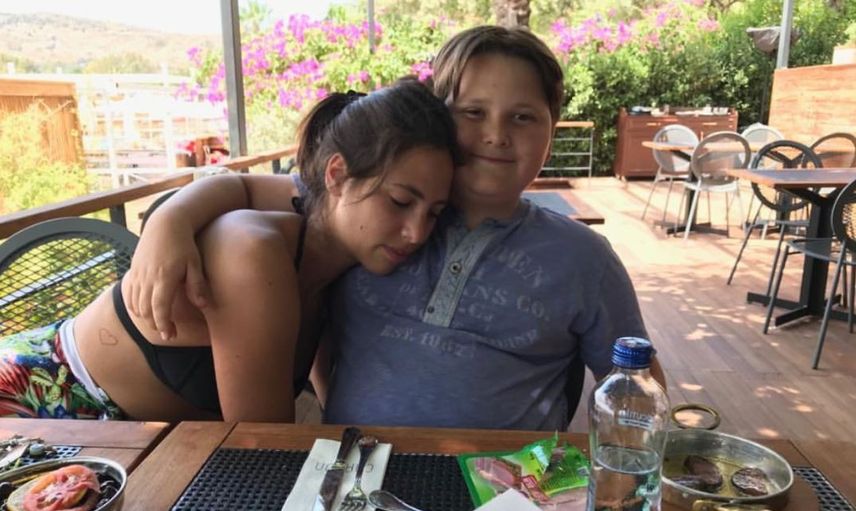 Kaya Çilingiroğlu Çocuklarıyla Olan Fotoğrafını Paylaştı