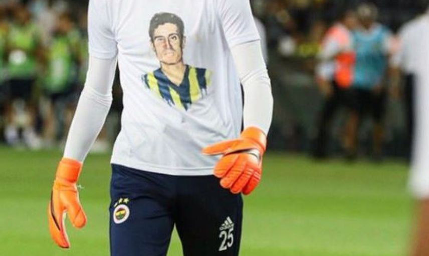 Fenerbahçe'nin Kalecisi Berke Özer'e Atletico Madrid Kancası!