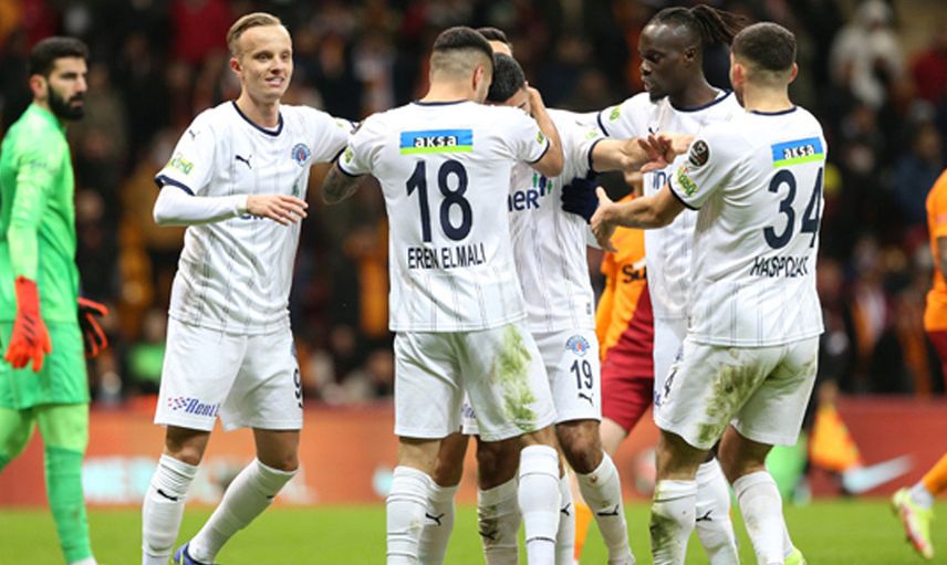 Galatasaray'ın Eski Futbolcusu Felipe Melo'dan Burak Elmas Hakkında Paylaşım Geldi!