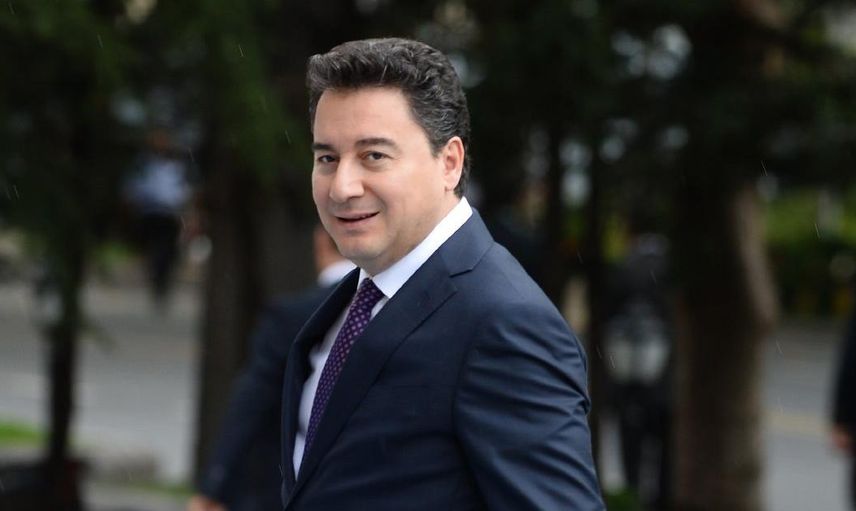 SANATÇILARIMIZ ÖZGÜR OLMALIDIR