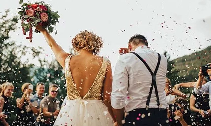 Böyle insan düşman başına! Nişanlısının bilgisayarında kız kardeşinin uygunsuz fotoğraflarını buldu
