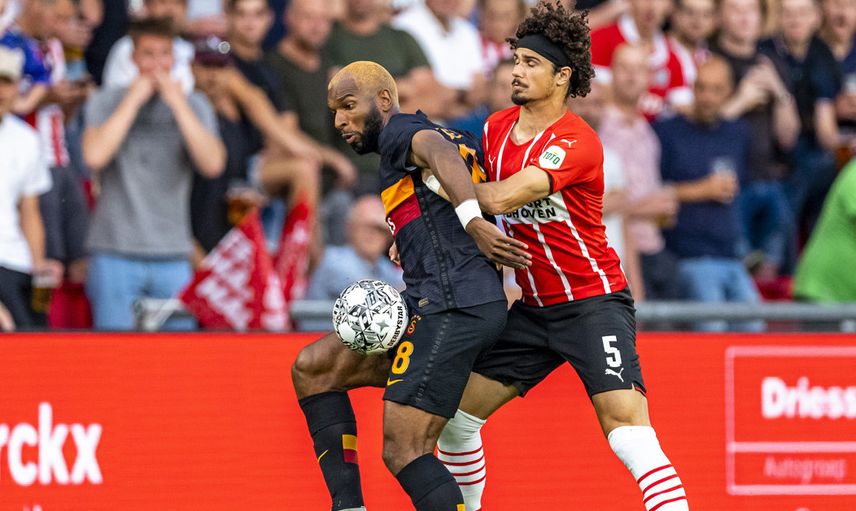 Galatasaray'da PSV Yenilgisinin Ardından Takımdan Gidecek İsimler Belli Oluyor!