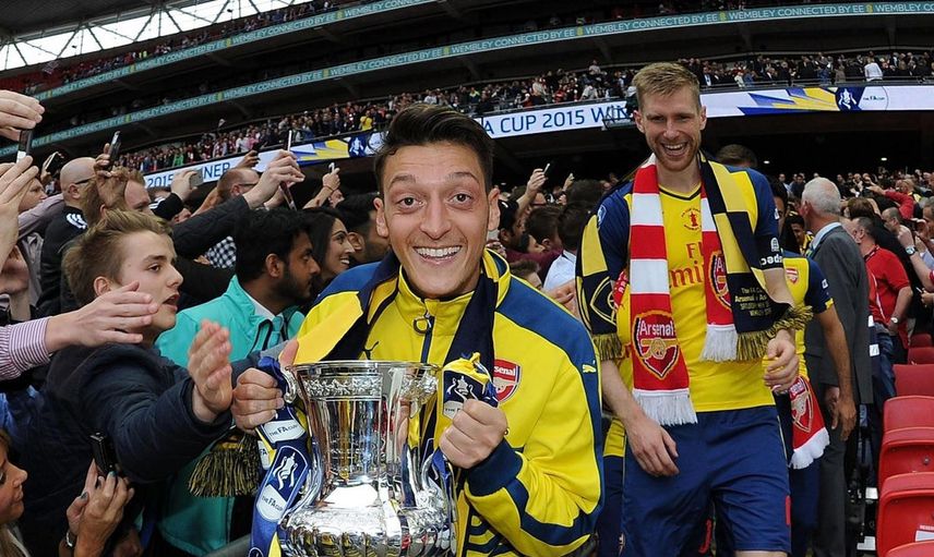 Rus Basını, Fenerbahçeli Mesut Özil'i En Değerli İlk 10 Listesine Soktu!