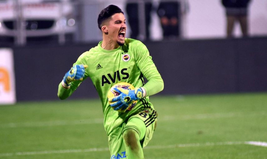 Ajax Altay Bayındır İçin Teklifini Yaptı!