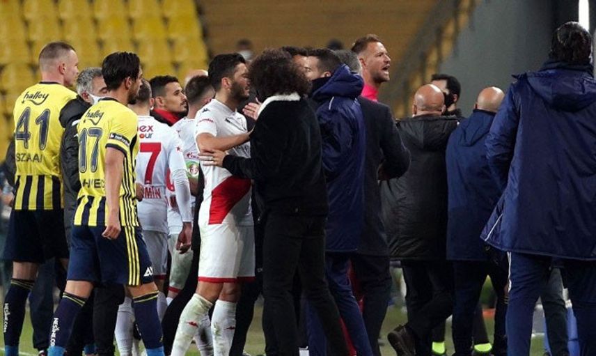 Antalyaspor-Fenerbahçe Maçının Ses Kaydı İle İlgili Flaş İddia