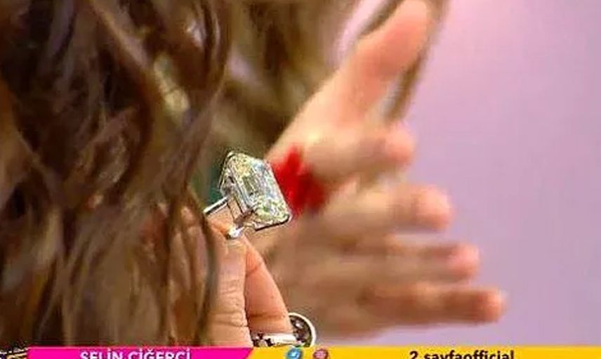 Selin Ciğerci’nin 30 karatlık Yüzüğünün Fiyatı Olay Yarattı