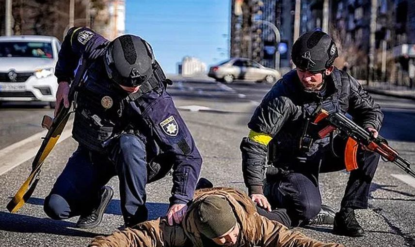 Rusya ve Ukrayna savaşını fotoğraflayan Türk gazetecinin hafızalara kazınan 11 karesi