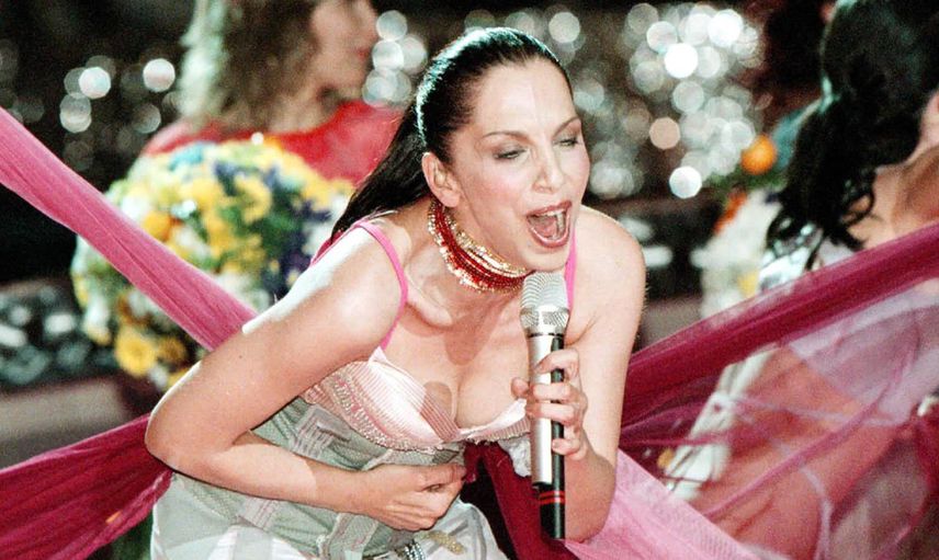 Türkiye'ye birincilik getirmişti: Sertab Erener'e heyecanlandıran Eurovision daveti!