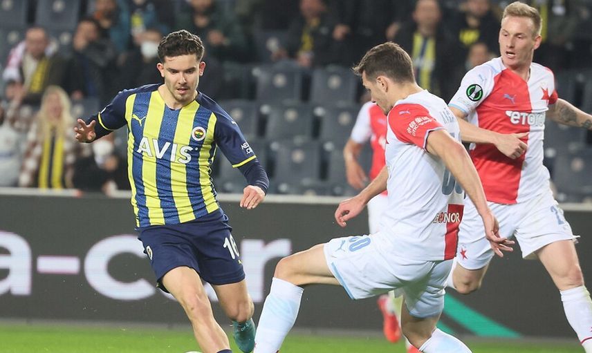 Ajax Fenerbahçe'den Ferdi Kadıoğlu'nu Transfer Etmek İstiyor!
