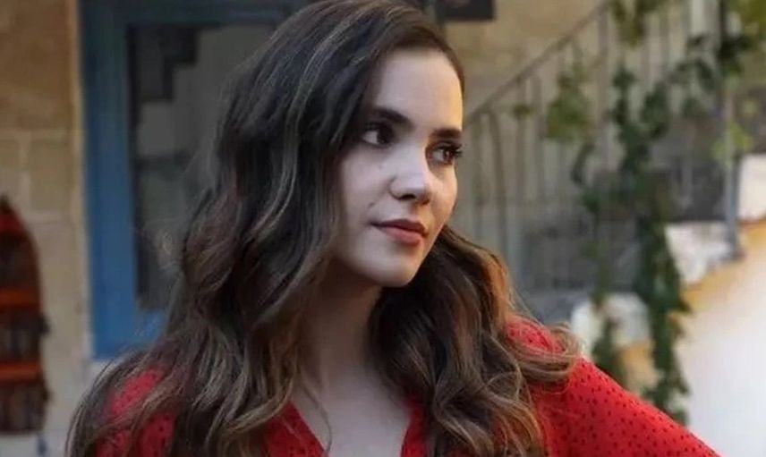 Üç Kız Kardeş dizisinin yıldızı Almila Ada kaza geçirdi: Genç oyuncu hastaneye kaldırıldı