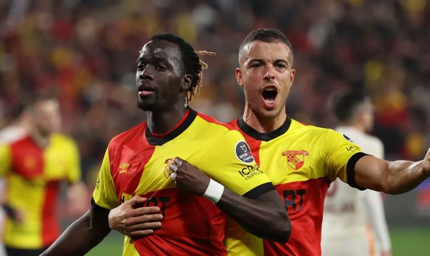 Göztepeli Cherif Ndiaye, Çin'in Shanghai Port takımına transfer oldu!