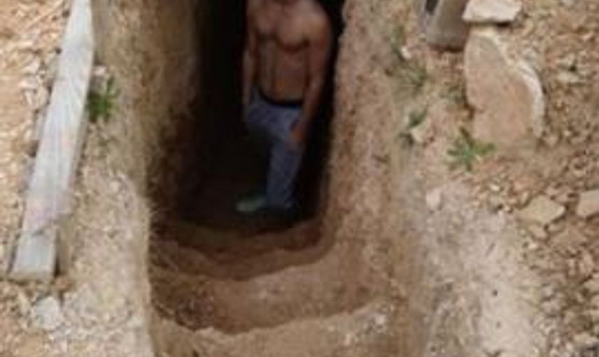 İspanya'da Ailesine Kızan Genç Kendine Yeraltı Evi İnşa Etti