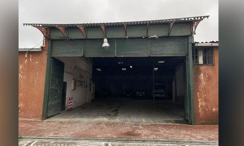 Bu nasıl bir otel! İstanbul'da otel otoparkında şehit mezarı var görenler hayrete düşüyor
