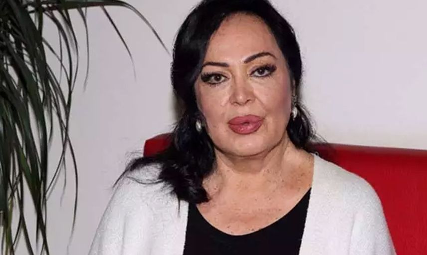 Diş doktoru çıkışında görüntülendi