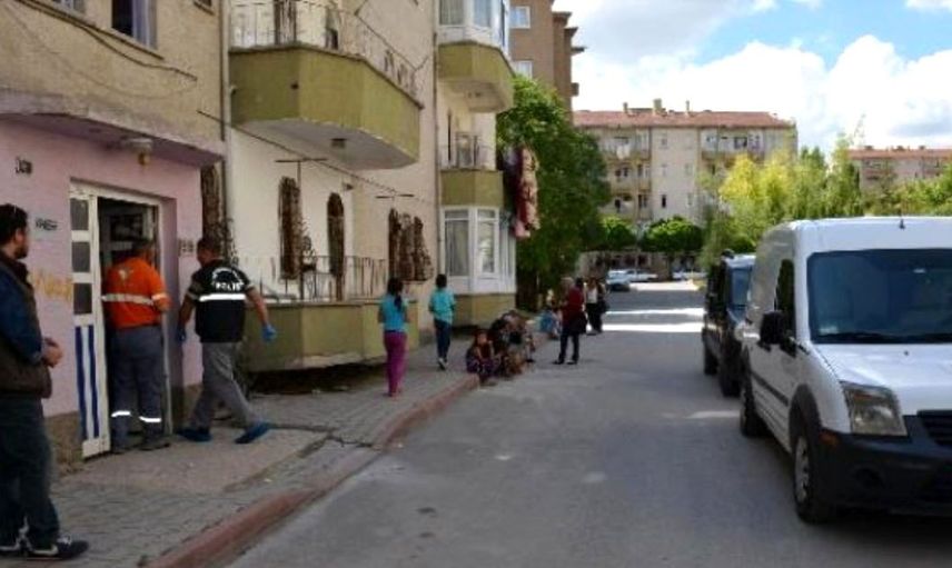 Annesi hamile olduğunu öğrendiği kızına öyle bir şey yaptı ki