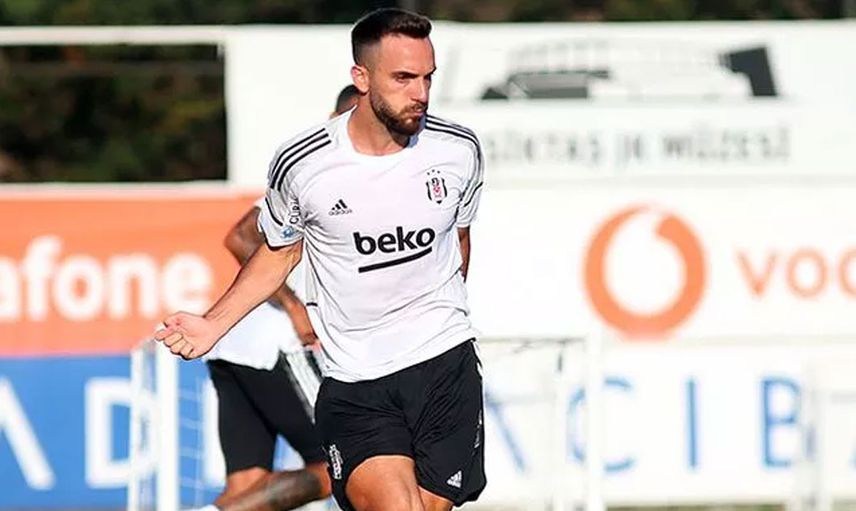 Beşiktaş Teknik Direktörü Valerien Ismael, Kenan Karaman'ın başka takıma transferi konusunda kararsız kaldı!