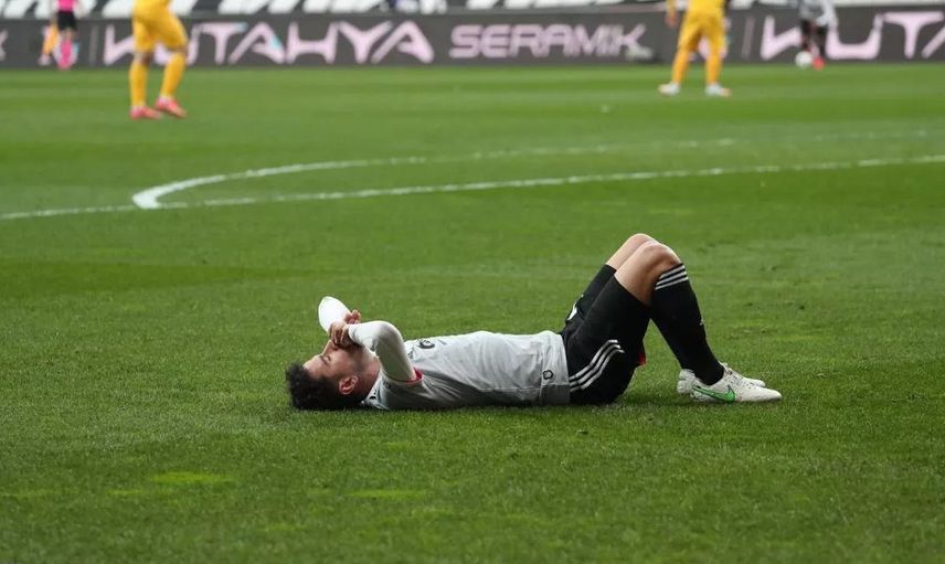 Adana Demirspor Oğuzhan Özyakup İle Anlaşma Sağladı!