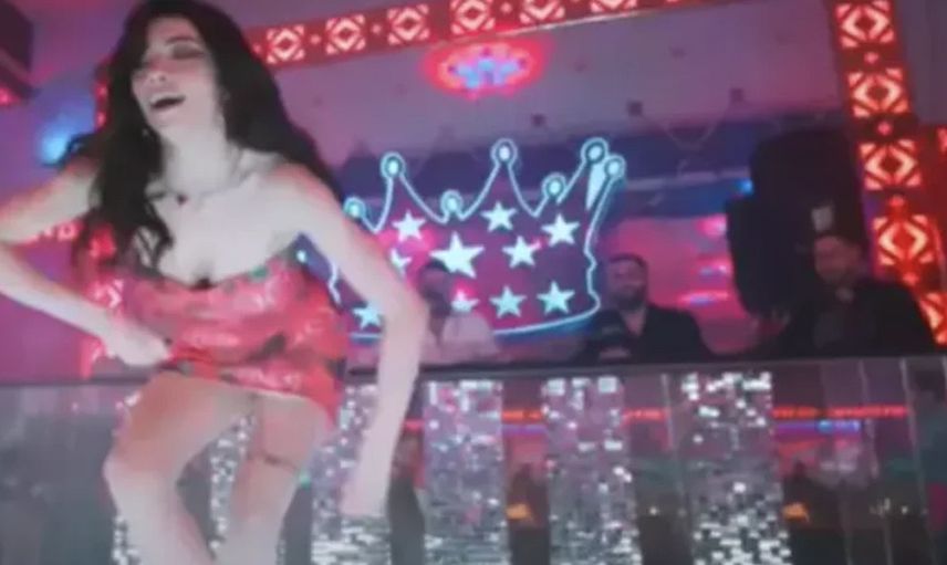 Dilber'in pavyon dansına özendiler, soluğu pavyonda aldılar: Hayaller Dilber, hayatlar okkalı hesap!