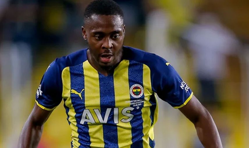 Fenerbahçe'de Bright Osayi - Samuel takımdan transfer olmazsa gelecek sezon sağ bek olarak görev alacak!