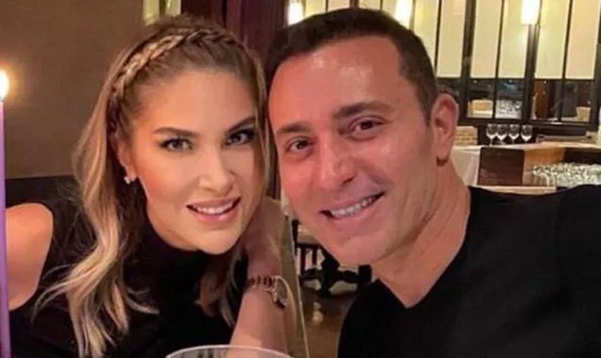 Mustafa Sandal sahte karın kaslarıyla genç karısına şov yaptı! Görüntüler sosyal medyada dalga konusu oldu