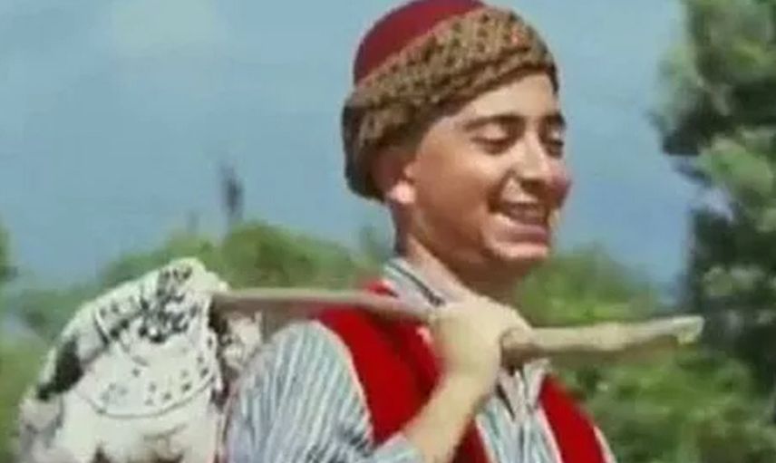 Saf aşkıyla gönüllerde taht kuran Keloğlan’ın erotik filmi ortaya çıktı