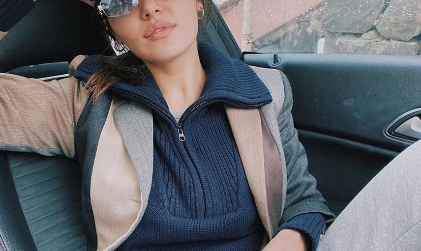 Hande Erçel’i Utandıran Kerem Bursin Sorusu: Ne Yapacağını Bilemedi 