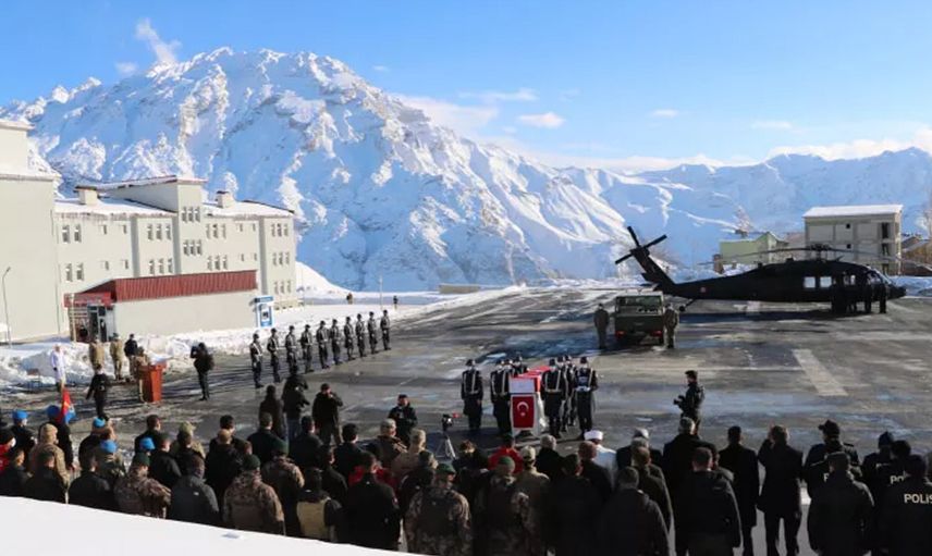 Hakkari'de Şehit Olan Asker İçin Köylüler Kar Kış Demeden Seferber Oldu