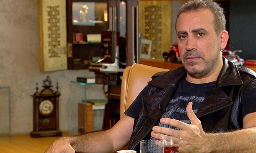 Haluk Levent'in estetik açıklaması şaşkına çevirdi... İlerde belki kalçama...