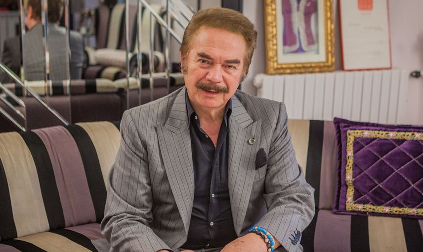 Orhan Gencebay kaza geçirdi